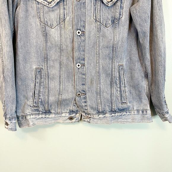 Lucky Brand Women Light Blue Long Sleeve Distressed Denim Button Up Shirt Medium - Picture 6 of 11